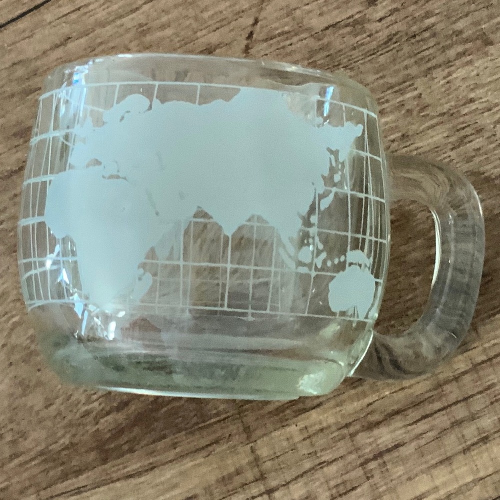 Vintage Nestlé Nescafé World Globe etched glass coffee mug